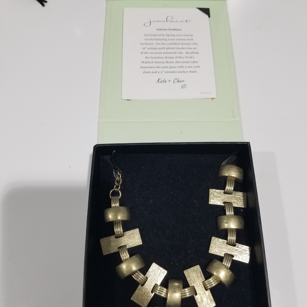 Astoria Necklace